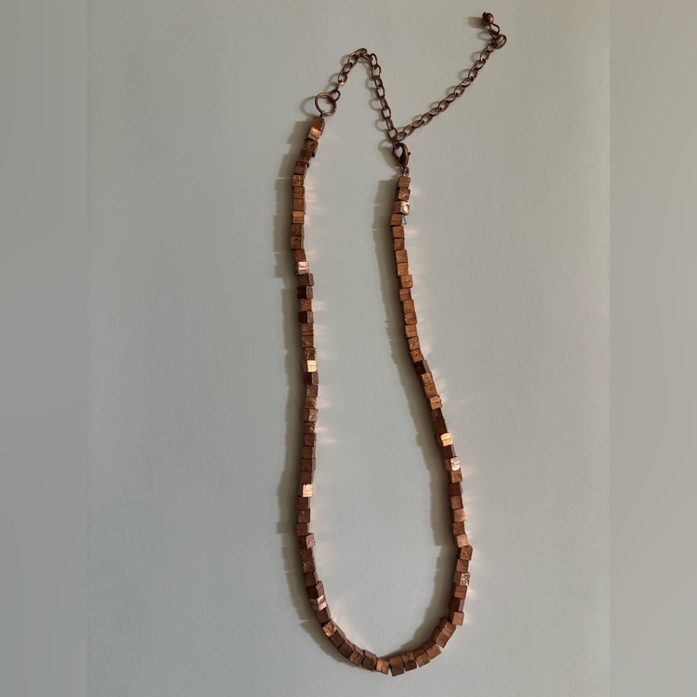 Elegant Copper-Toned Necklace